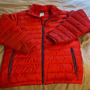 Patagonia Boys Puffer Size XL (14)